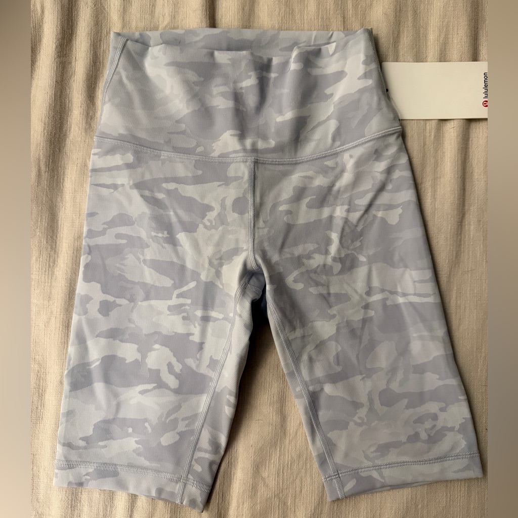 Lululemon Wunder Under Hr Shorts 10” | Gray Camo | Sz 6